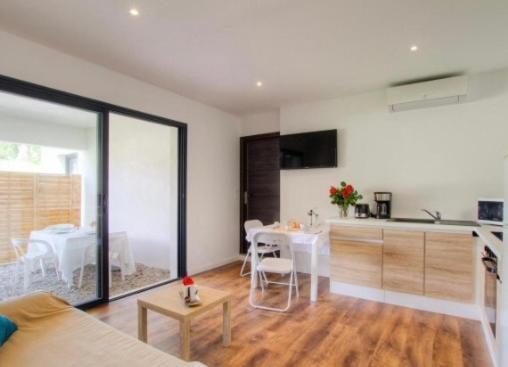 Appartement Tranquille En Bas De Villa Afa Dış mekan fotoğraf